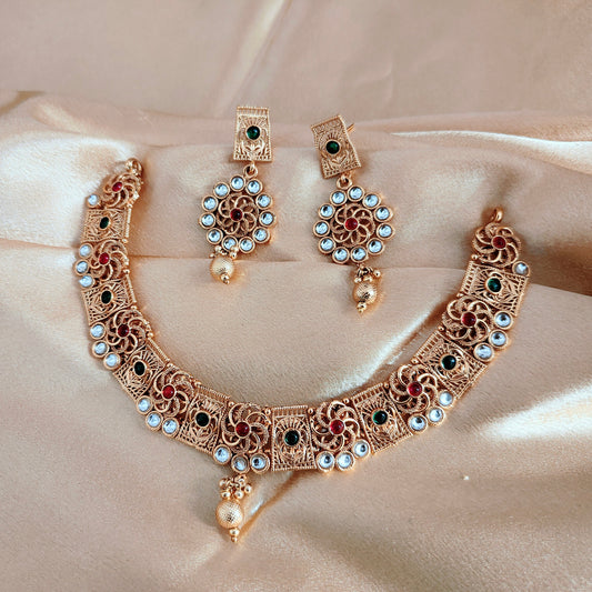 Stunning Flower Necklace Set