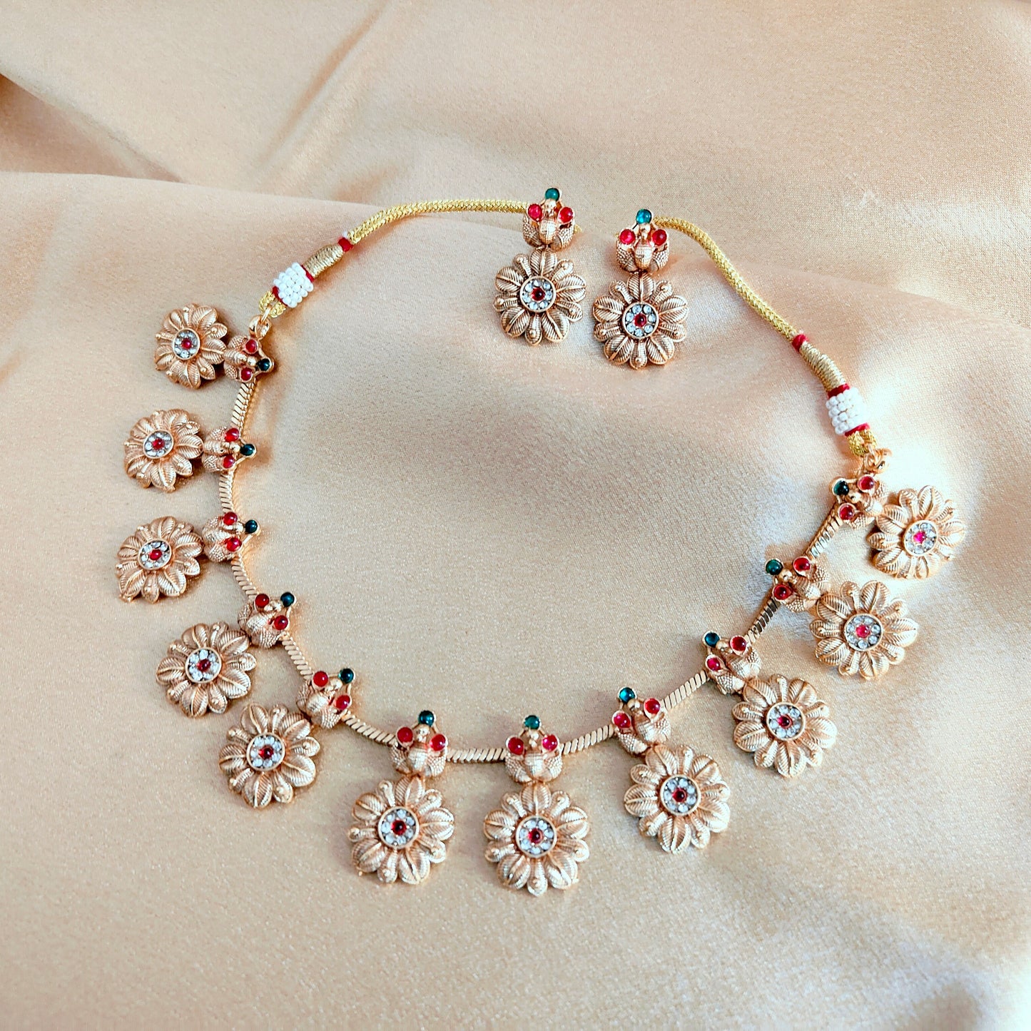 Flower Design Stunning Necklace Set